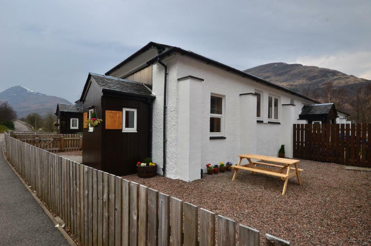 Leven And Linnhe Apartments, West Highland Way Holidays Kinlochleven Exterior photo