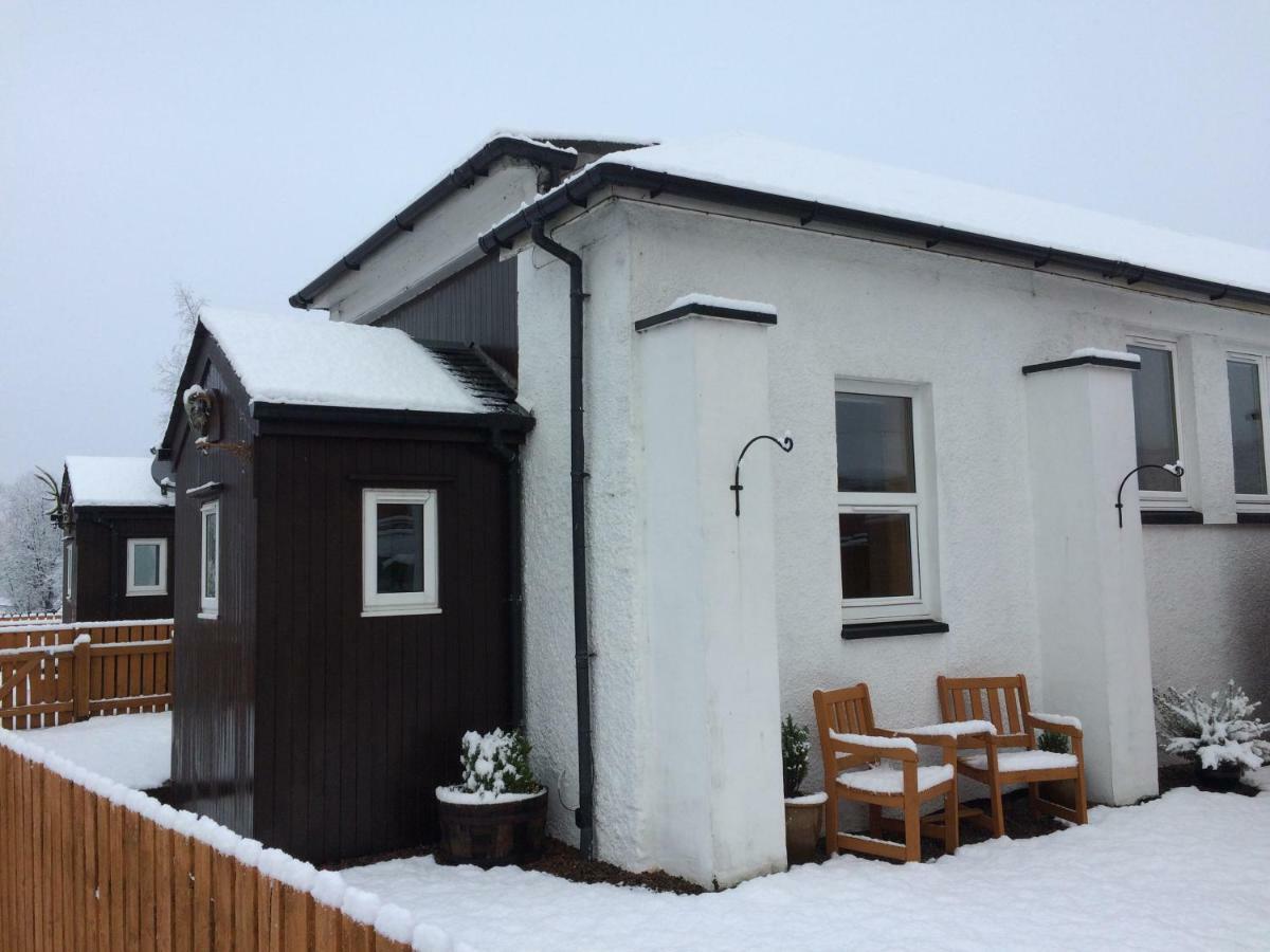 Leven And Linnhe Apartments, West Highland Way Holidays Kinlochleven Exterior photo